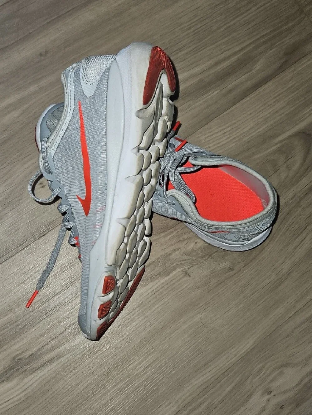 Nike Light Gray Running Shoes with Bright Orange Swoosh - Picture 3 of 5
